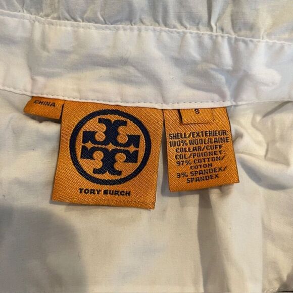 Tory Burch Wool V-Neck Charcoal Sweater With Removable White Ruffle Dickey Small - Picture 5 of 10